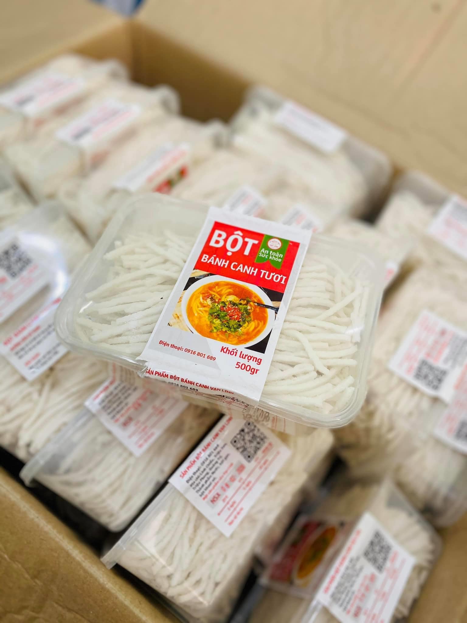 bánh canh bột lọc Vạn Linh